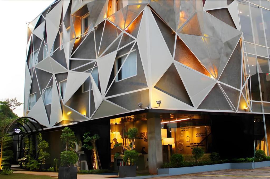 Couleur Hotel Cengkareng Jakarta Exterior foto